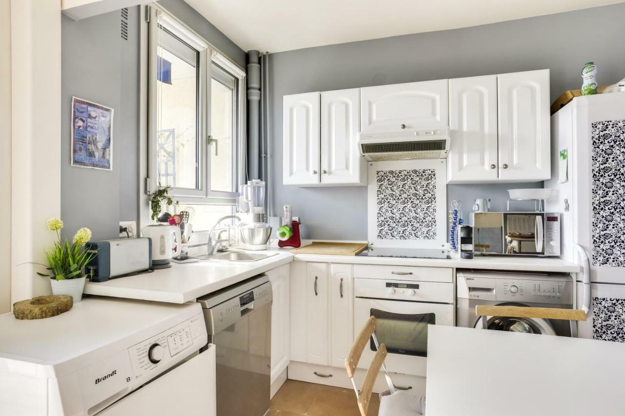 Charming Apartment With Terrace By Weekome Paris Bagian luar foto